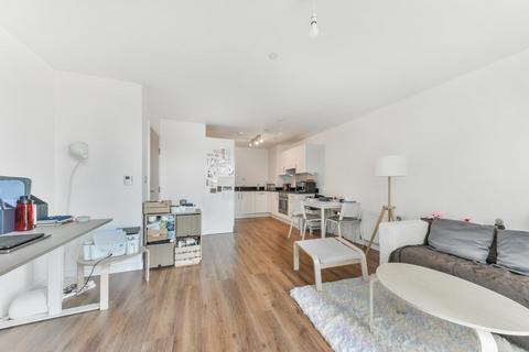 1 bedroom apartment to rent, Aquarelle House, 259 City Road, EC1V