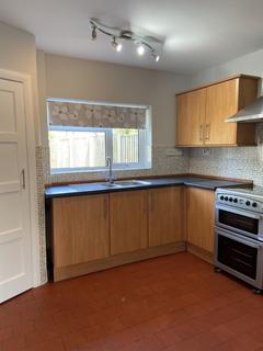 3 bedroom semi-detached house to rent - Ruthin Road, Mold, CH7