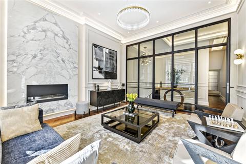 3 bedroom flat to rent, Cornwall Gardens, South Kensington, London