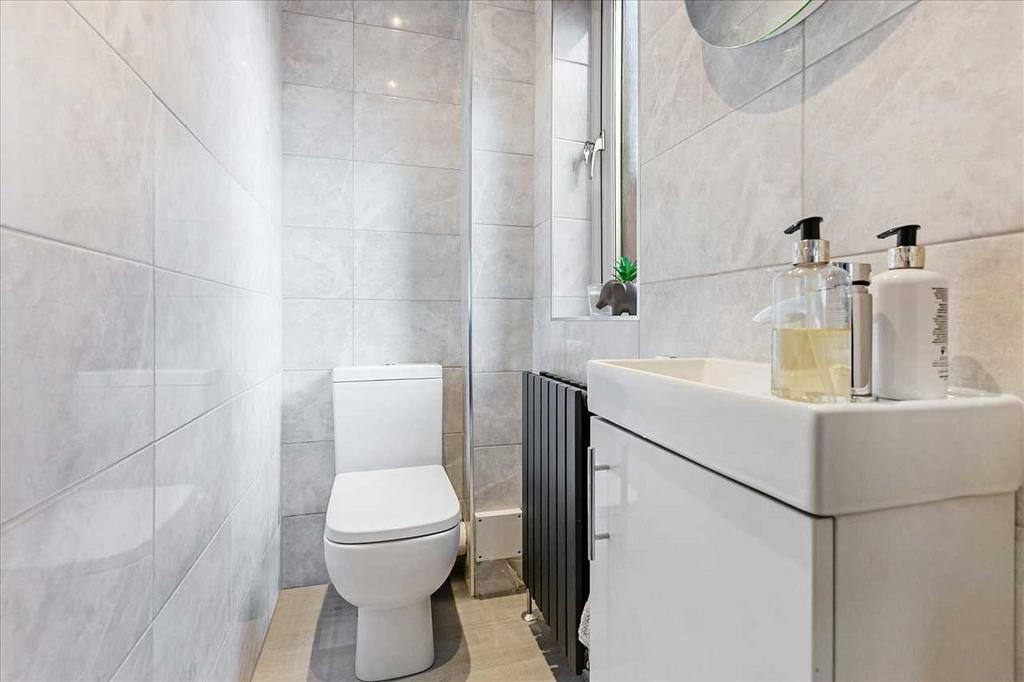 Lower Level WC