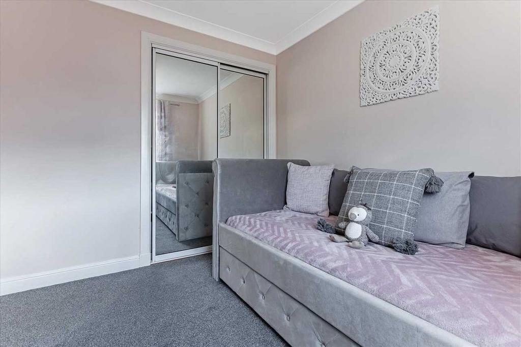 Bedroom Three (2)