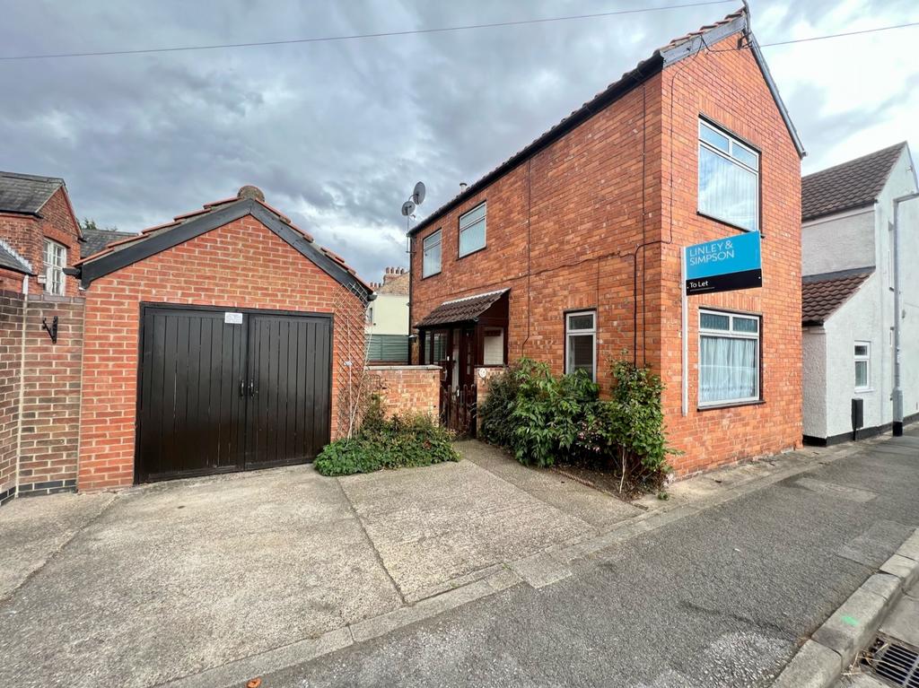 The Hourne, Hessle, East Riding of... 2 bed detached house £625 pcm