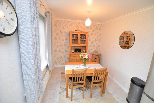 Open plan kitchen/diner
