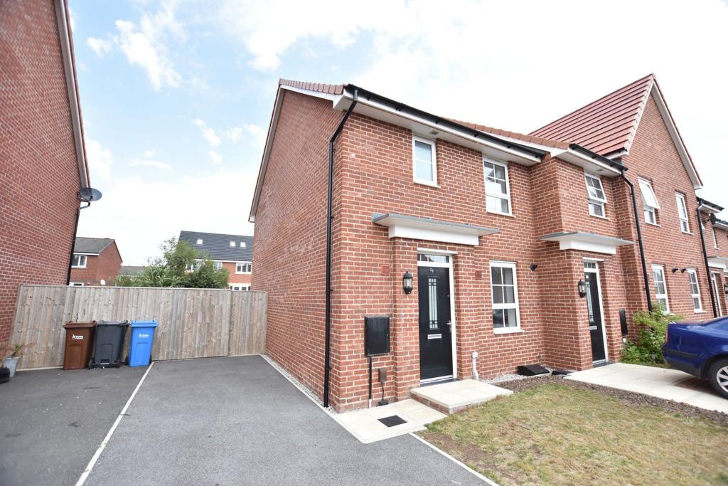 Drive, Warton, PR4 3 bed end of terrace house for sale £