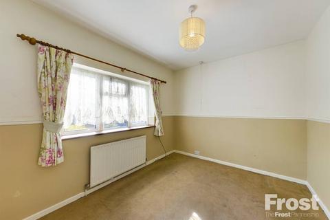 46 Hounslow Road, Hanworth, Feltham, TW13 6QH