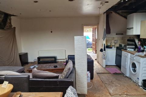 97 Purley Vale, Purley, CR8 2DW