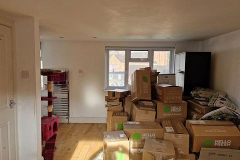 97 Purley Vale, Purley, CR8 2DW