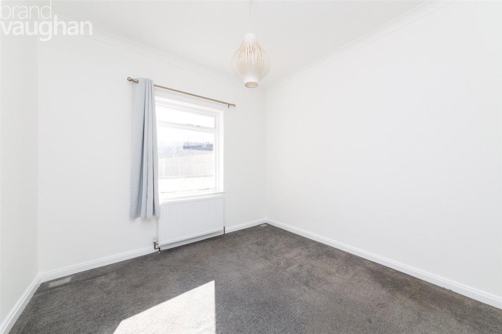 Clarence Square, Brighton, BN1 1 bed flat £1,150 pcm (£265 pw)