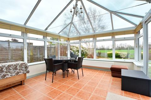 25 Apple Tree Walk, Climping, Littlehampton, BN17 5QN