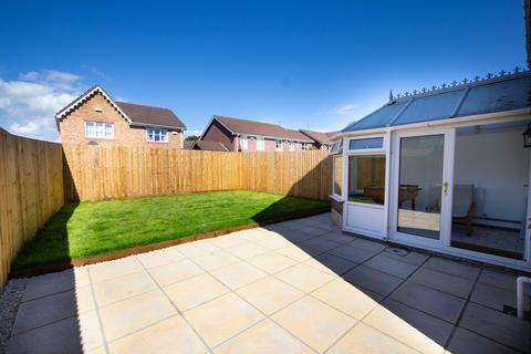 3 bedroom semi-detached house to rent, Ireland Close, St. Mellons, Cardiff, CF3