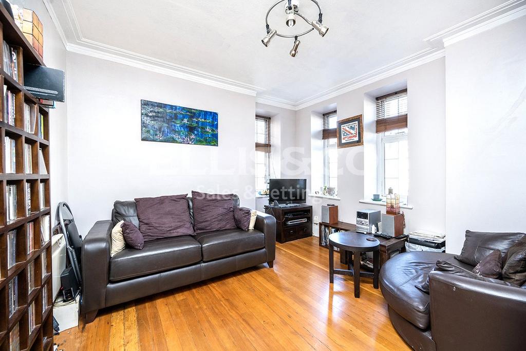 West Heath Court, North End Road, London, NW11 1 bed apartment for sale