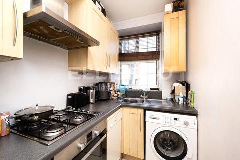 1 bedroom apartment for sale - West Heath Court, Golders Green, NW11