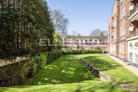 1 bedroom apartment for sale, West Heath Court, Golders Green, NW11