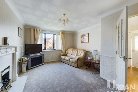 2 bedroom bungalow for sale - Dunscombe Park, Hull, Yorkshire, HU8