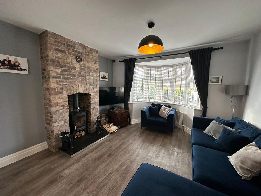 Baroness Drive, Denton Burn, Newcastle upon Tyne, NE15 5 bed semi