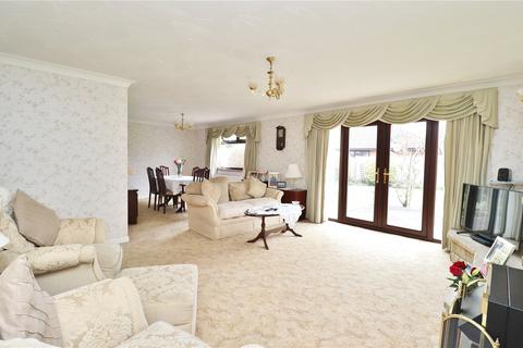 3 bedroom bungalow for sale, Rowan Drive, Verwood, Dorset, BH31