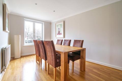 109 Gras Lawn, Exeter, EX2 4ST
