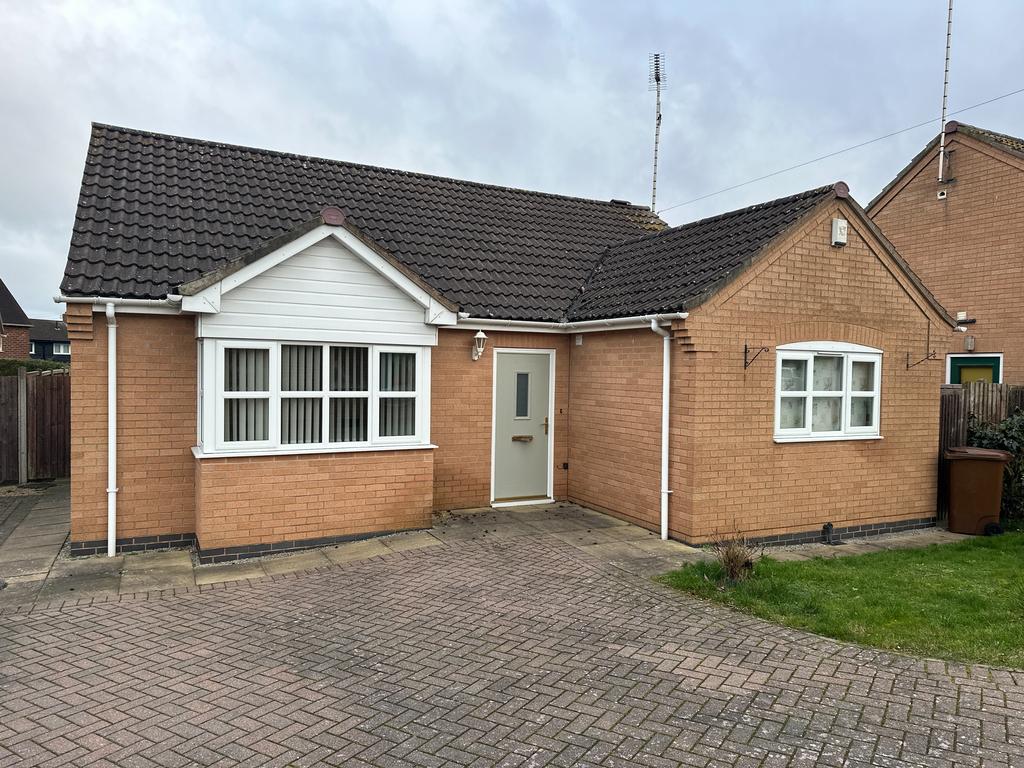 Neville Close, Rolleston on Dove, BurtononTrent, DE13 2 bed detached