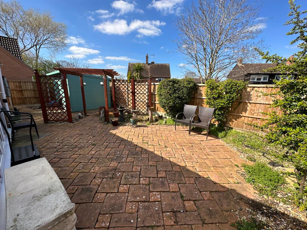 Neville Close, Rolleston on Dove, BurtononTrent, DE13 2 bed detached