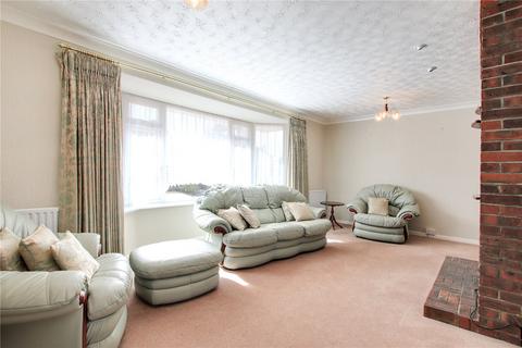11 Denesway, Meopham, Gravesend, DA13 0EA