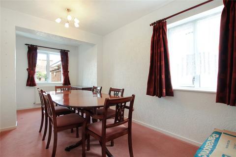 11 Denesway, Meopham, Gravesend, DA13 0EA