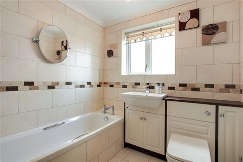 11 Denesway, Meopham, Gravesend, DA13 0EA