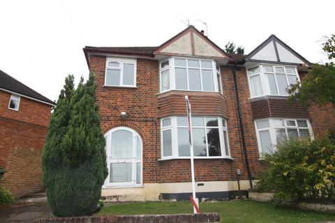 3 bedroom semi-detached house to rent, Chipperfield Road, Hemel Hempstead, Hertfordshire, HP3 0AQ