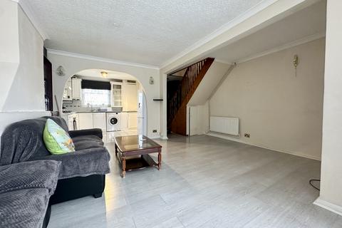 3 bedroom maisonette to rent, Tanners Hill, Deptford, SE8