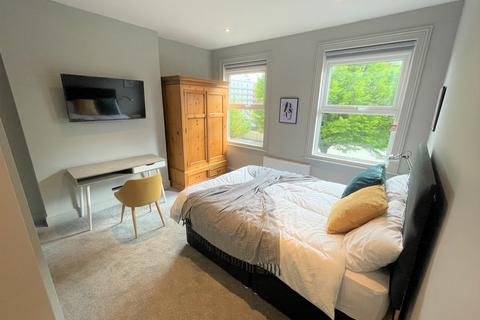 undefined, Howard Street, Reading