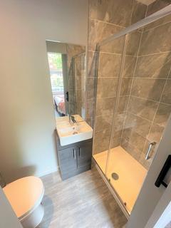 1 bedroom in a house share to rent, Howard Street, Reading