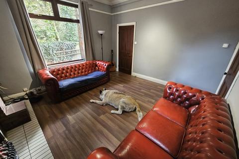3 bedroom end of terrace house for sale - Bamford Road, Heywood, OL10 4AG
