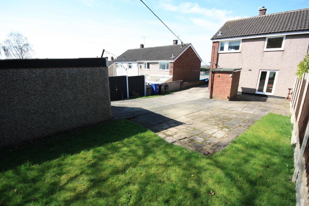 Gloucester Road, Kidsgrove, StokeonTrent 3 bed semidetached house