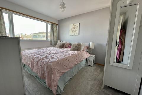 9 Castle Close, Solihull, B92 8SH