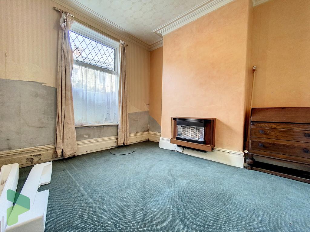 Elswick Street, Darwen 2 bed terraced house - £67,500