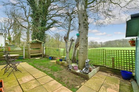 2 bedroom park home for sale, Woodlands Lodge Park, Ashford, Kent