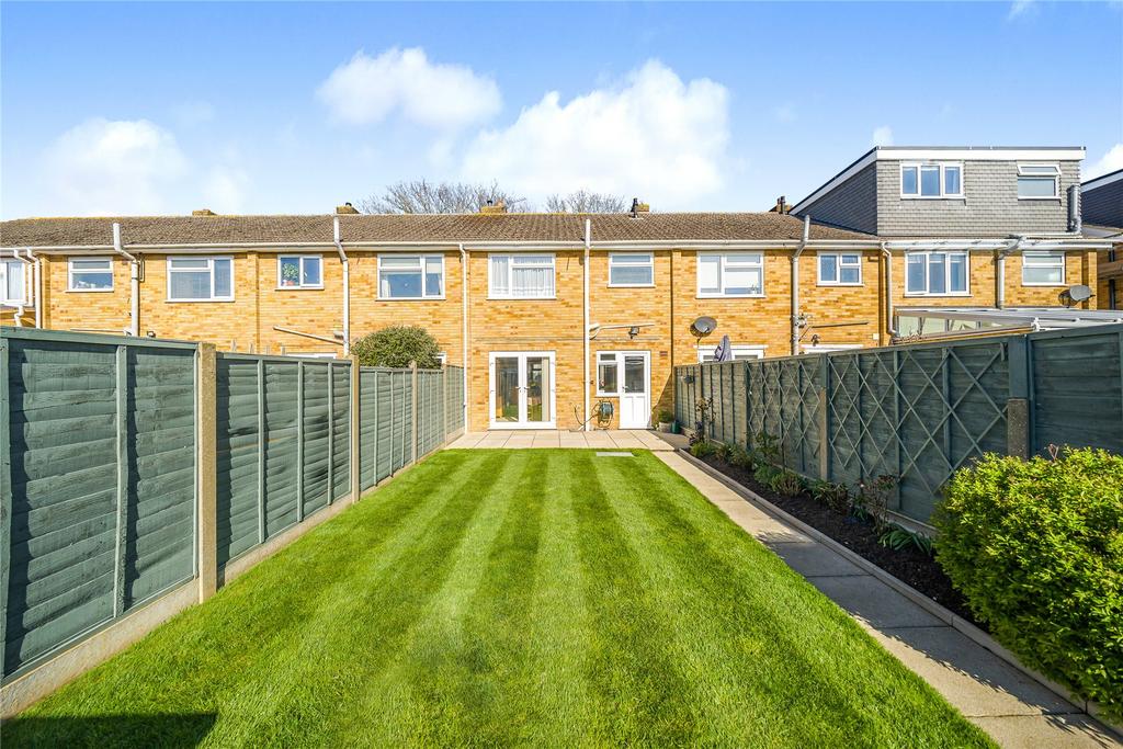 Walton On Thames, Surrey, KT12 3 bed terraced house for sale £475,000