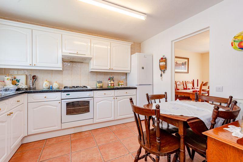 Hoylake Close, Murdishaw, Runcorn 3 bed terraced house for sale £120,000