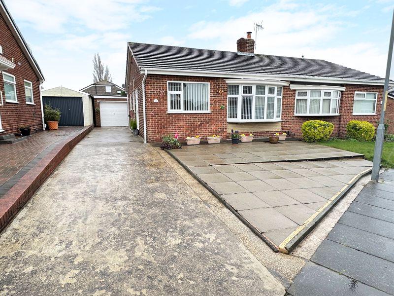 Kinderton Grove, The Glebe, Norton... 2 bed semidetached bungalow £170,000