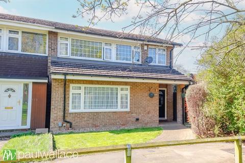 200 Beechfield, Hoddesdon, EN11 9QF