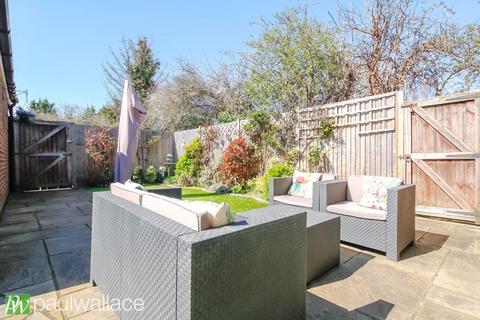 200 Beechfield, Hoddesdon, EN11 9QF