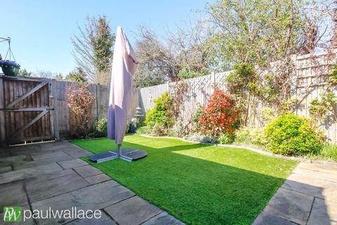 200 Beechfield, Hoddesdon, EN11 9QF