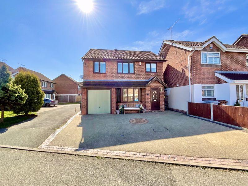 Merlin Way, Leighton, Crewe CW1 3RZ 3 bed detached house for sale £