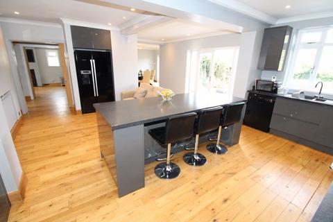 27 Stagbury Avenue, Chipstead, Coulsdon, CR5 3PD