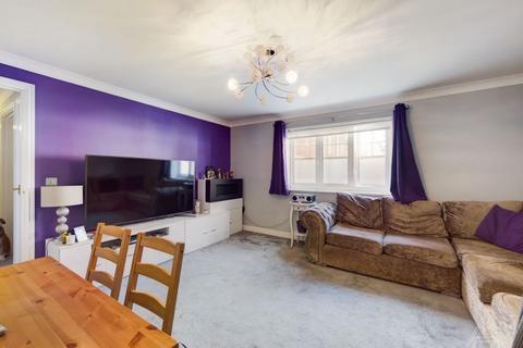 98 Caspian Way, Purfleet-on-thames, RM19 1LE