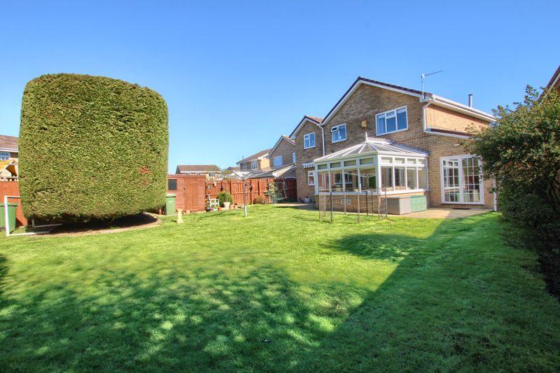 Close, Ingleby Barwick 5 bed detached house for sale £319,995