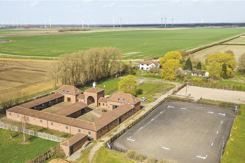 4 bedroom equestrian property for sale, Stone Lodge Equestrian Centre, Jaques Bank, Near Doncaster, DN8