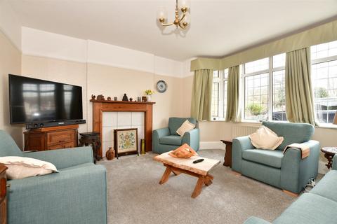 4 bedroom detached house for sale - George V Avenue, Margate, Kent