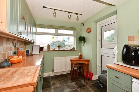 4 bedroom detached house for sale - George V Avenue, Margate, Kent