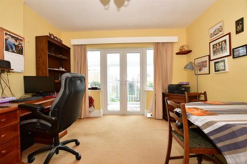 4 bedroom detached house for sale, George V Avenue, Margate, Kent