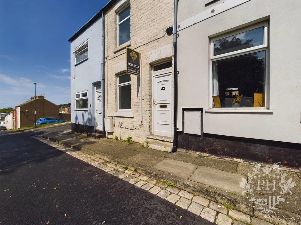 Jackson Street, Brotton, SaltburnByTheSea 2 bed terraced house for